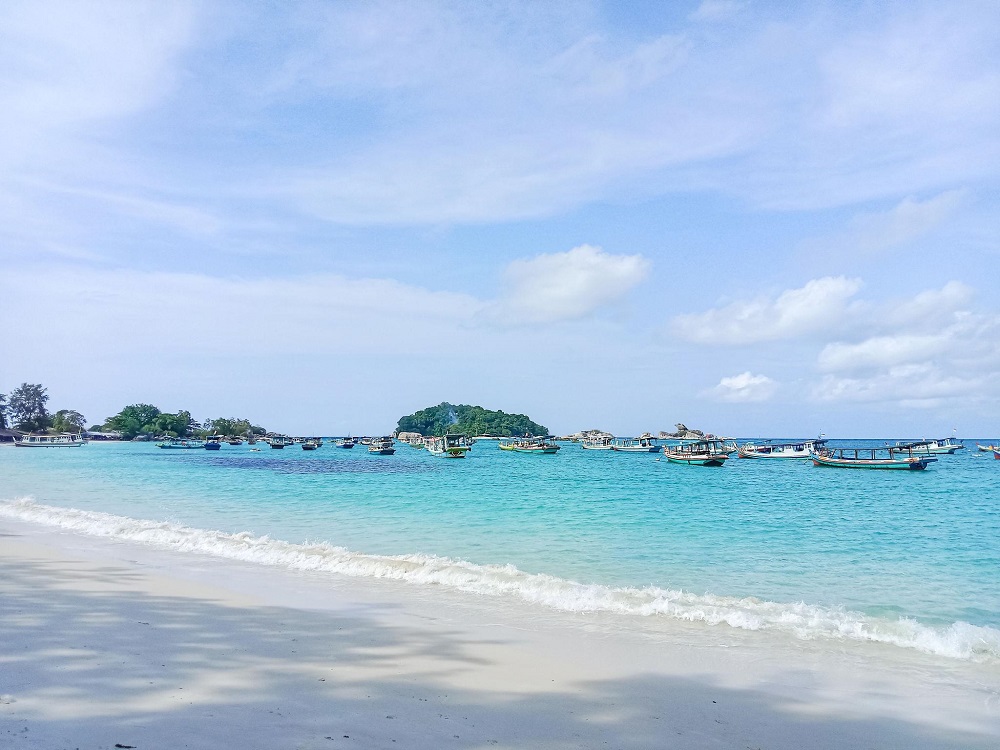 White sand beach in Belitung